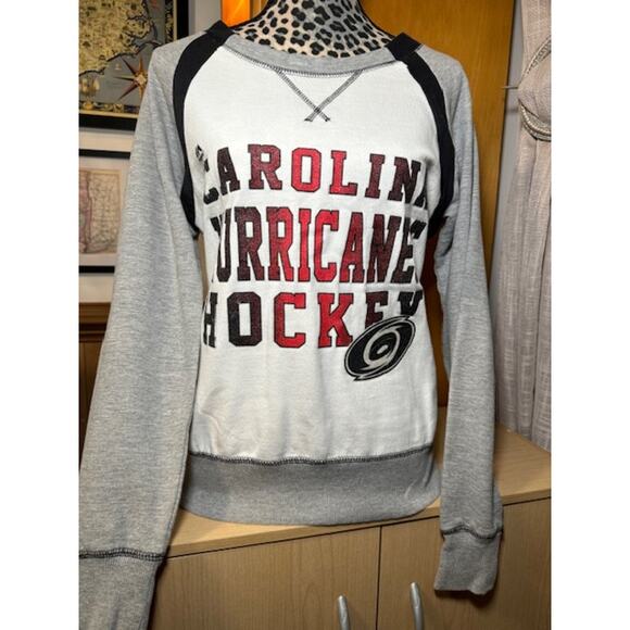 Women's Carolina Hurricanes sweatshirt  Size Small - Picture 2 of 9